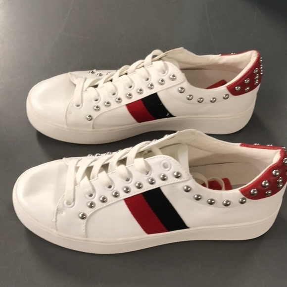 Steve Madden Belle Sneaker - Picture 4 of 11